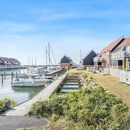 4105-borre-klintholm-havneby-5 Borre